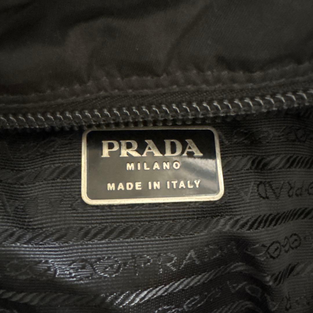 PRADA ブラック ボストンバッグ