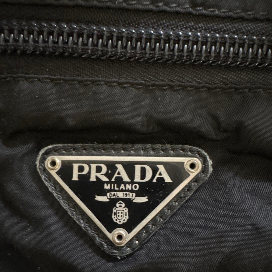 PRADA ブラック ボストンバッグ