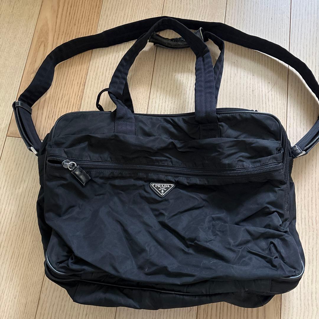 PRADA ブラック ボストンバッグ