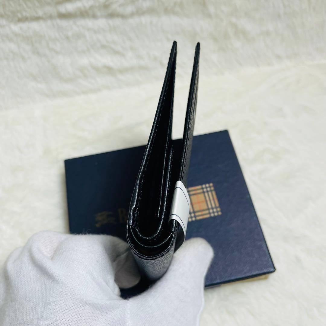 新品未使用　正規品　BURBERRY 折り財布　ノバチェック　ブラック　レザー