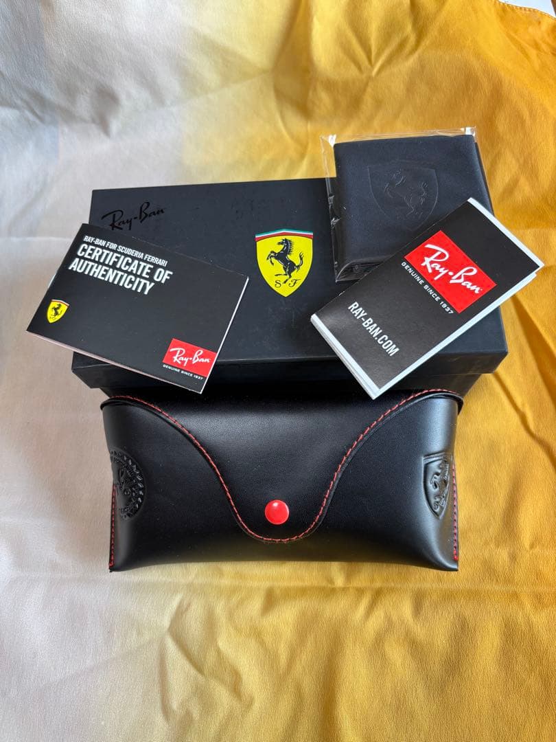 RAY-BAN SCUDERIA FERRARI レイバン サングラス 中古品