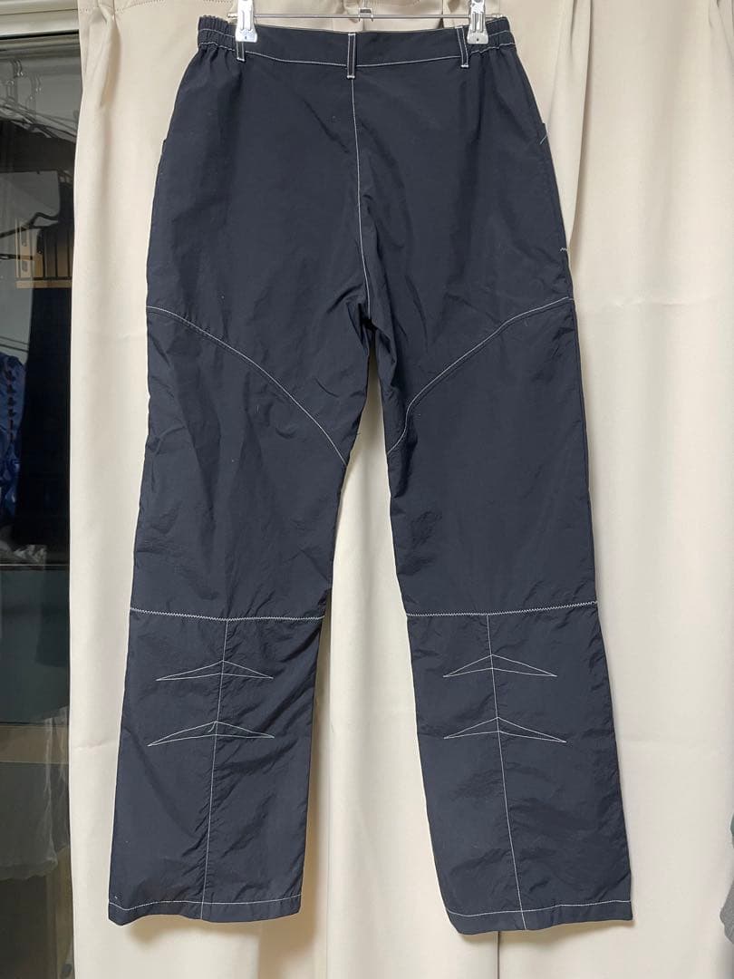 Shury ナイロンパンツ