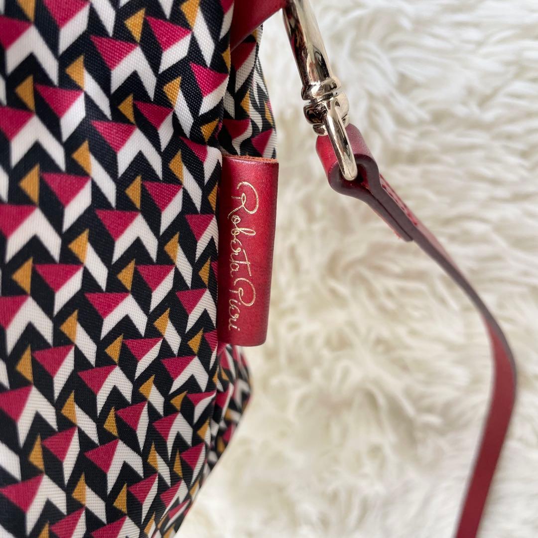 ロベルタピエリROBERTA PIERIショルダーバッグ　 赤　タタミ柄