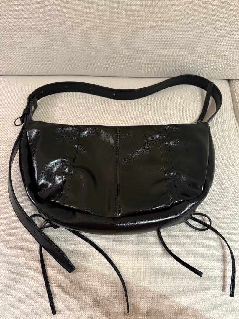 Matin Kim 黒 ショルダーバッグ