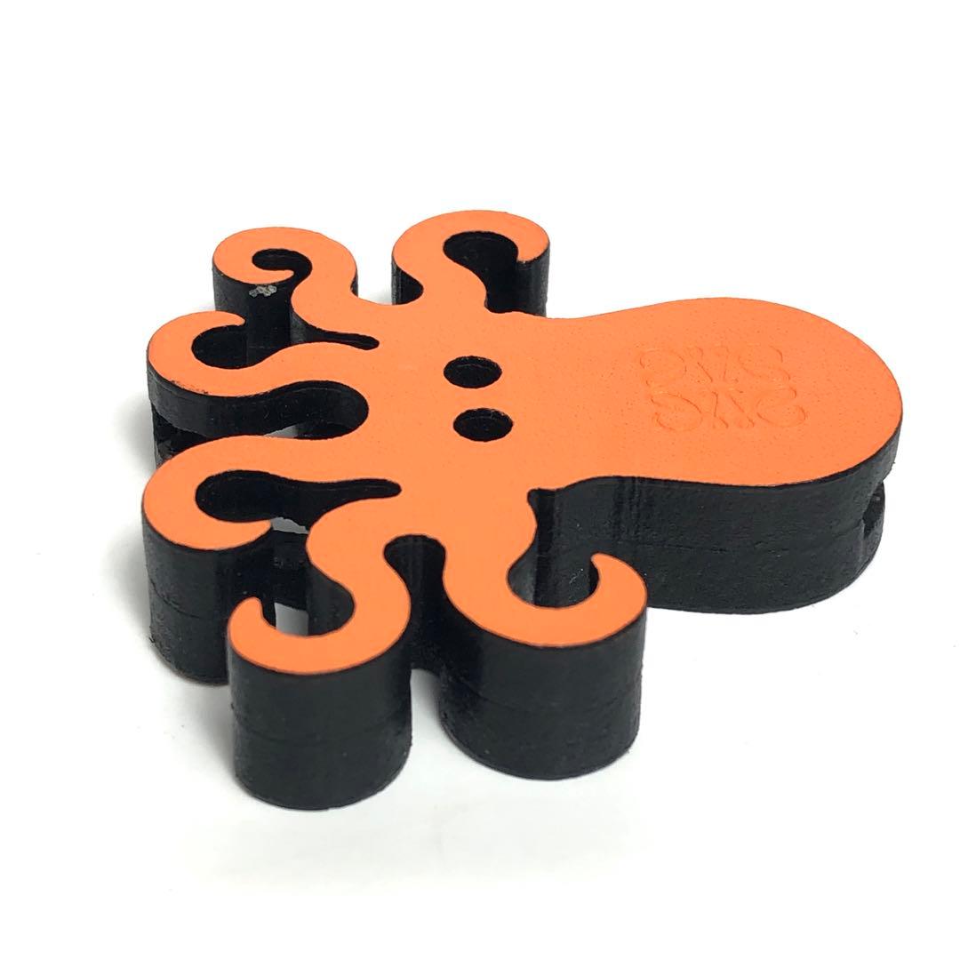 【ほぼ未使用】LOEWE ロエベ オクトパス ダイス チャーム レザー タコ