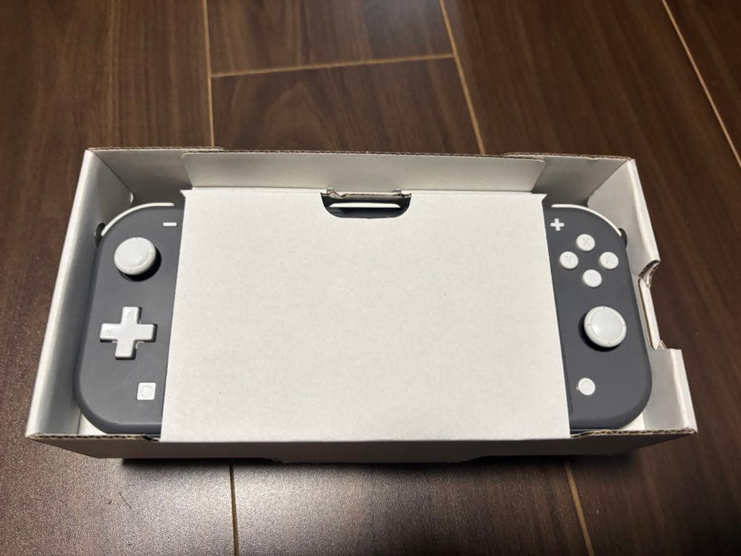 Nintendo Switch Lite本体　グレー