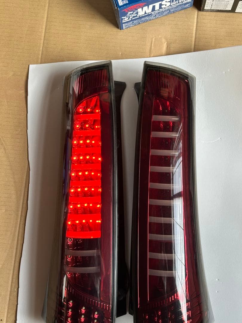 クリアーワールド　MK21•パレット/ルークス　LEDテール　スモークレンズ