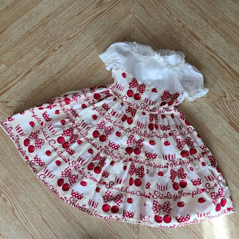 本日まで　ワンピース2枚