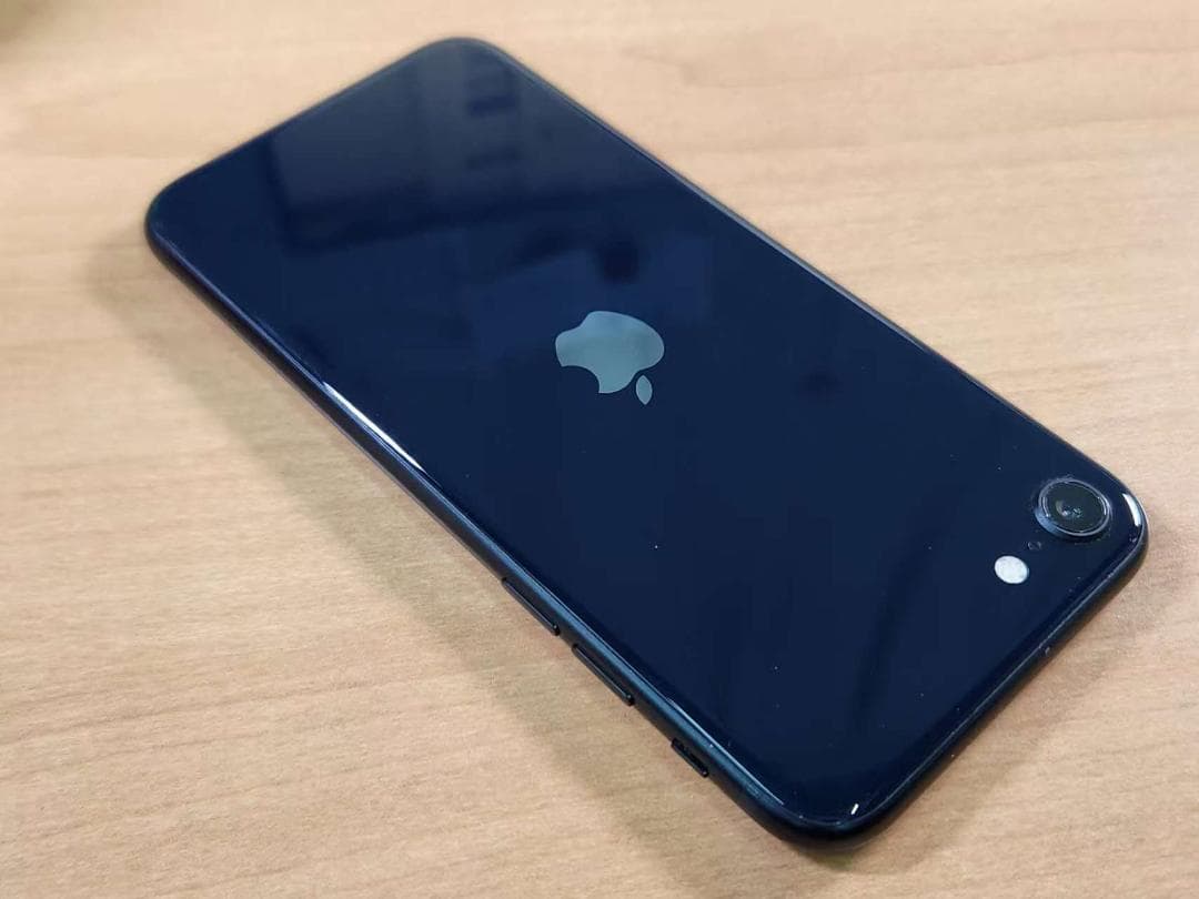 020300I iPhone SE A2782 64GB 【最大容量98%】