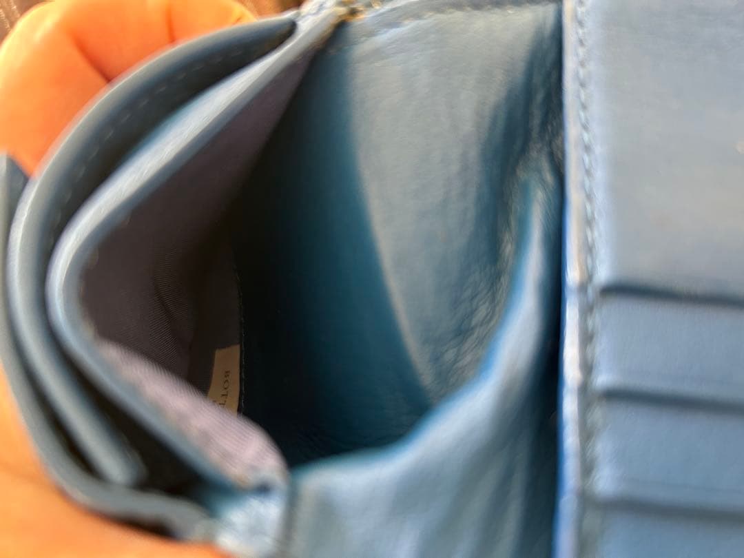 【本物】ボッテガヴェネタ　ブラックレザー 二つ折り財布