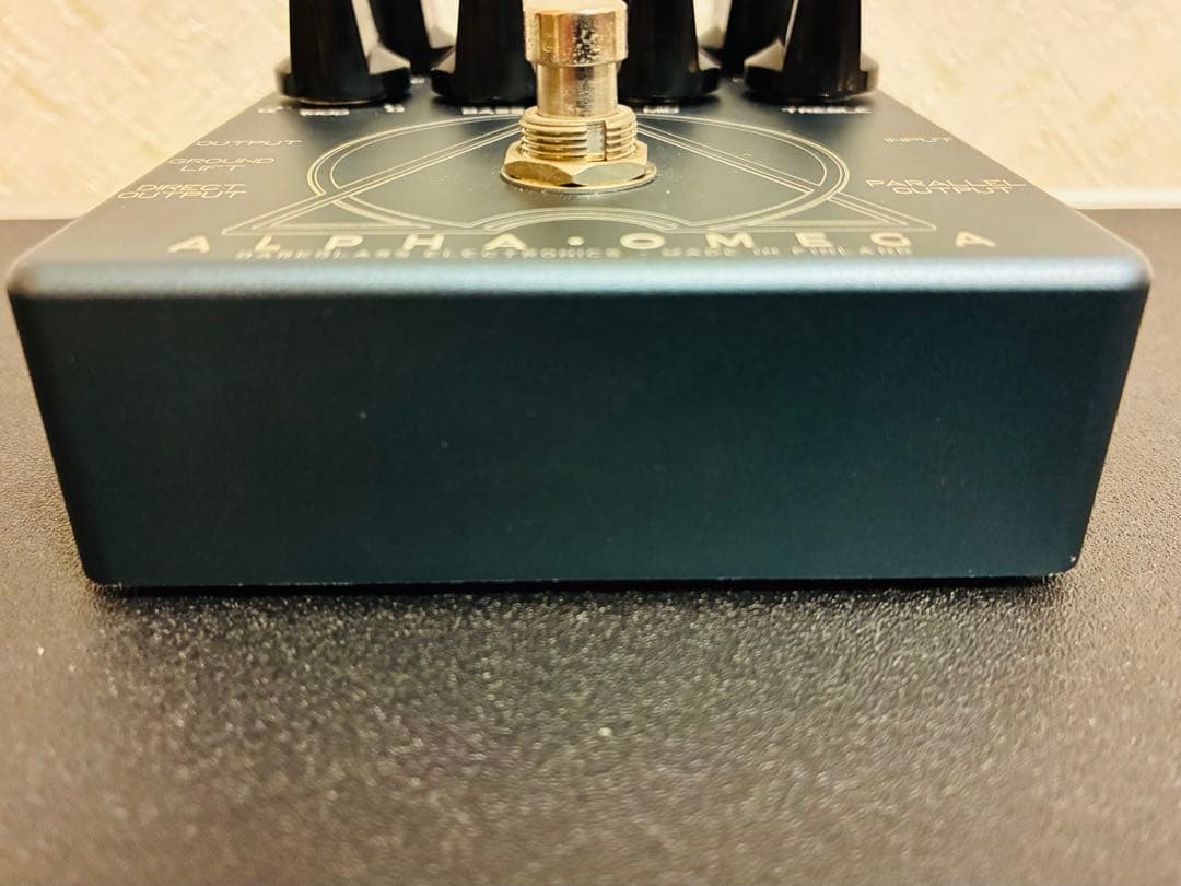 ベース Darkglass Electronics ALPHA OMEGA