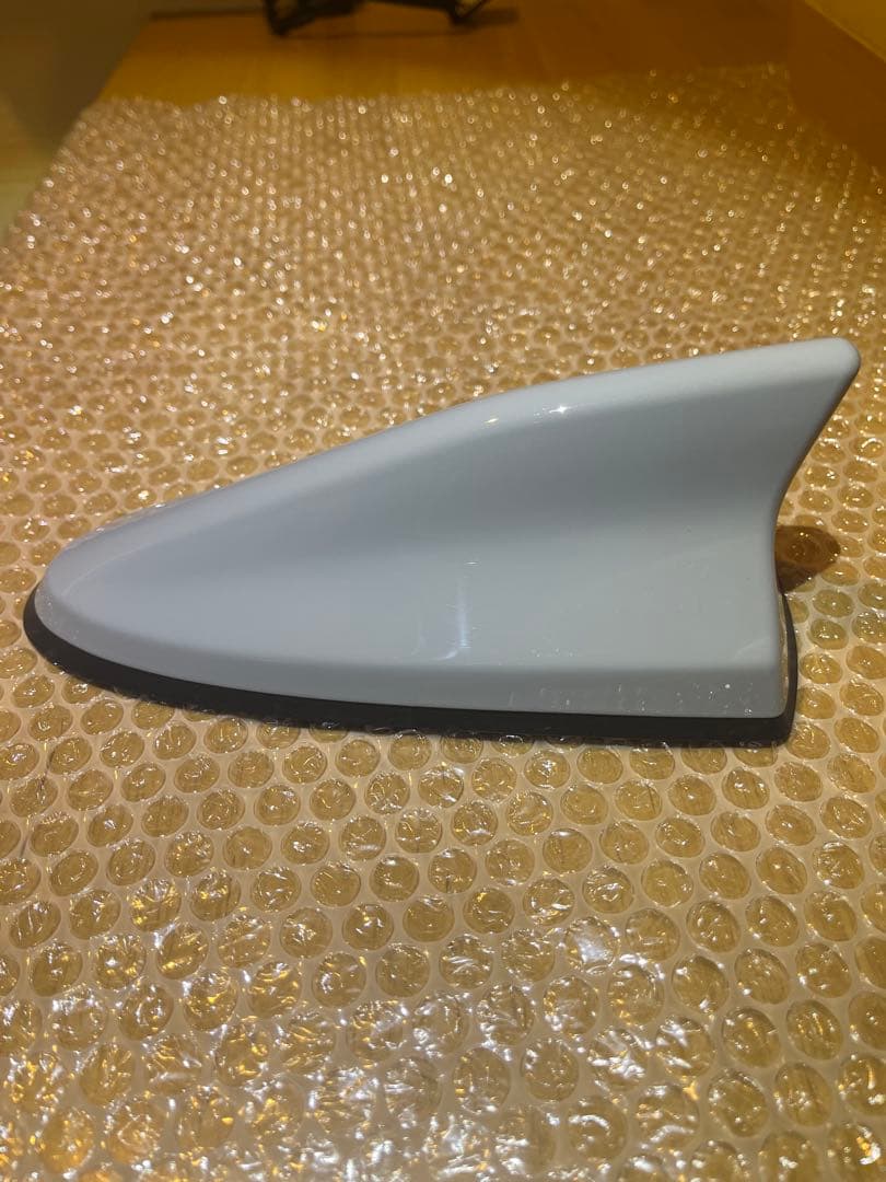 アバルト イブデザイン　シャークアンテナ 純正カラー：グレー 676