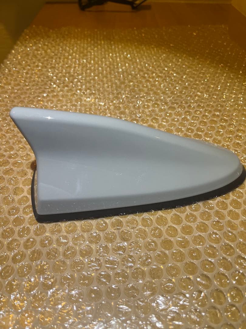 アバルト イブデザイン　シャークアンテナ 純正カラー：グレー 676