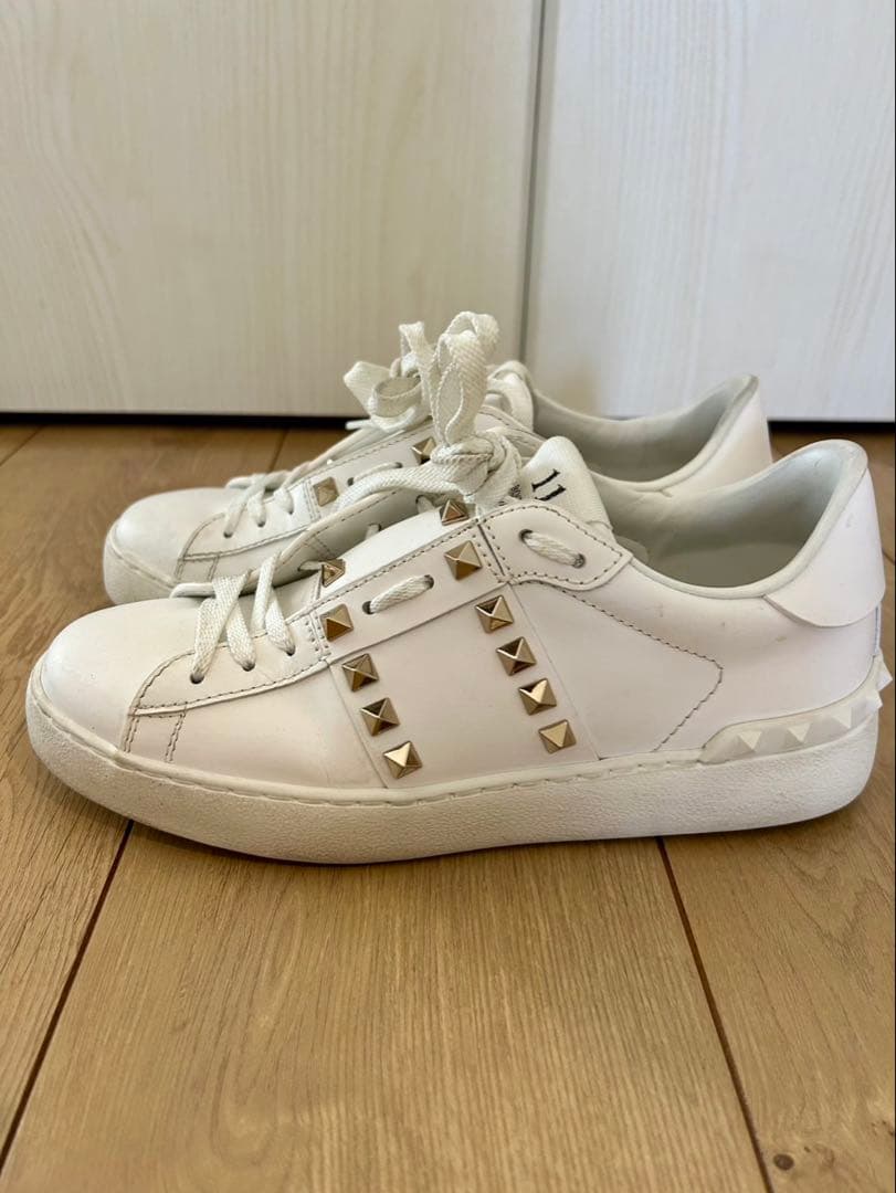ヴァレンティノ ロックスタッズ スニーカー36 23 23.5cm美品