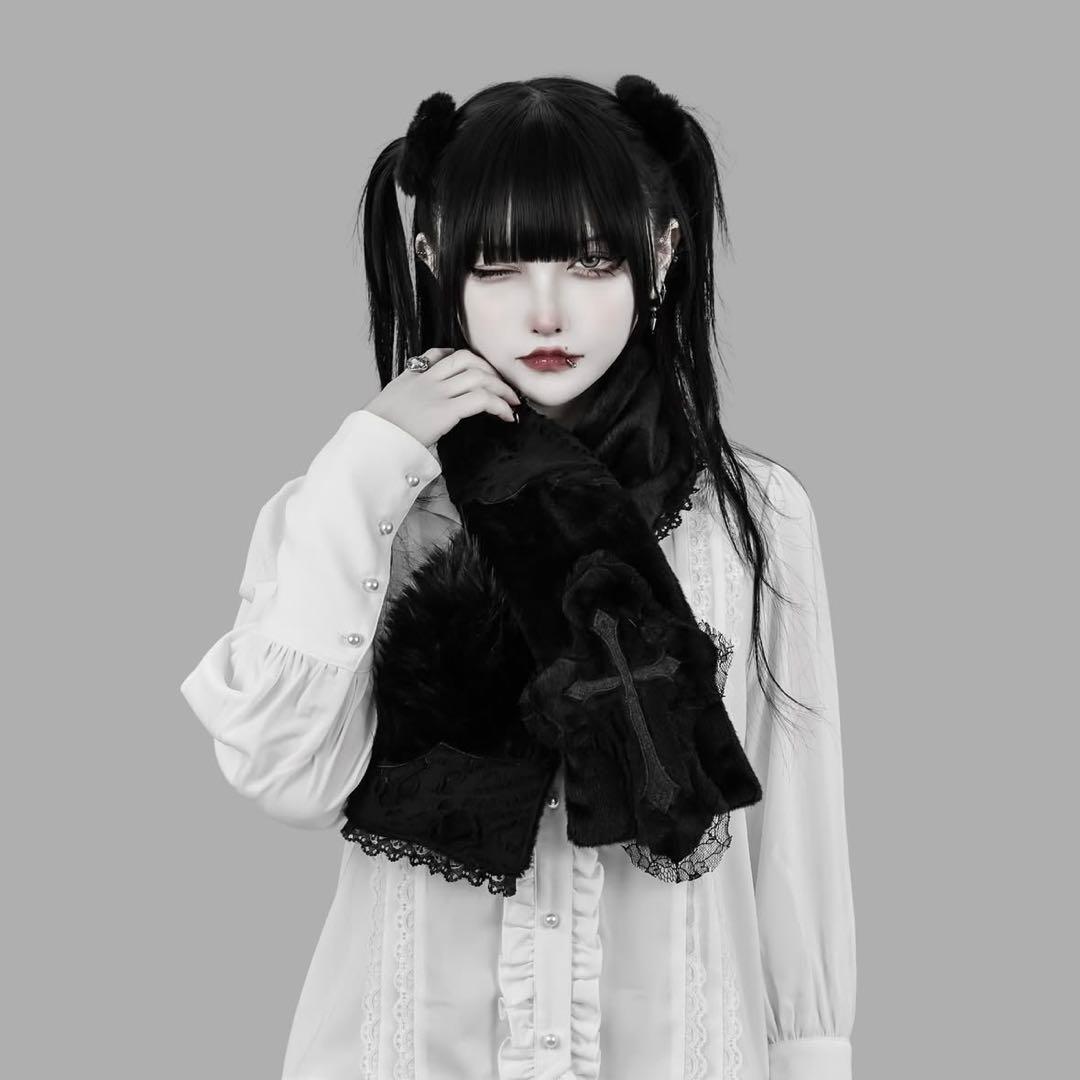 新品 DimMoire【ディムモアール】十字の誓いつぎはぎマフラー/Black