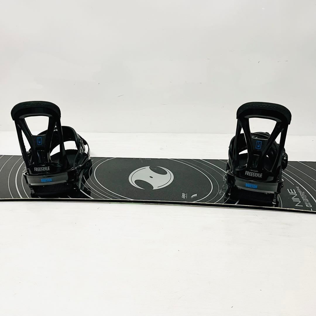 011Artistic スノボセット　バートン　スノーボード　ゼロワンワン