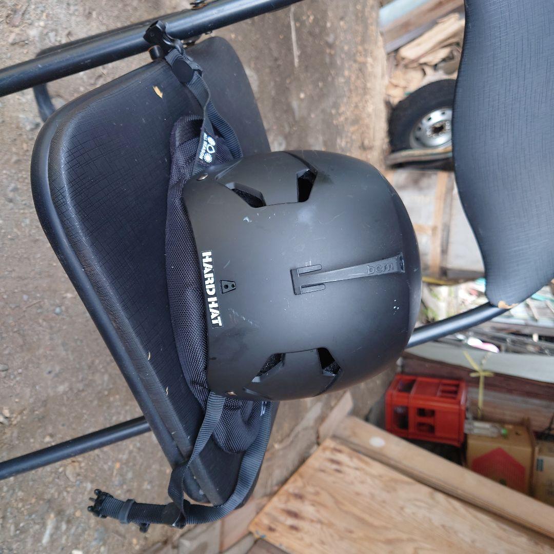 bern ブラックヘルメット XXL