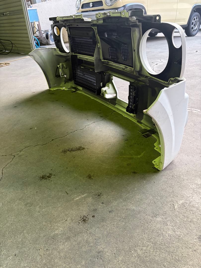 HE21Sラパンss ホワイト フロントバンパー ヘッドライト付き