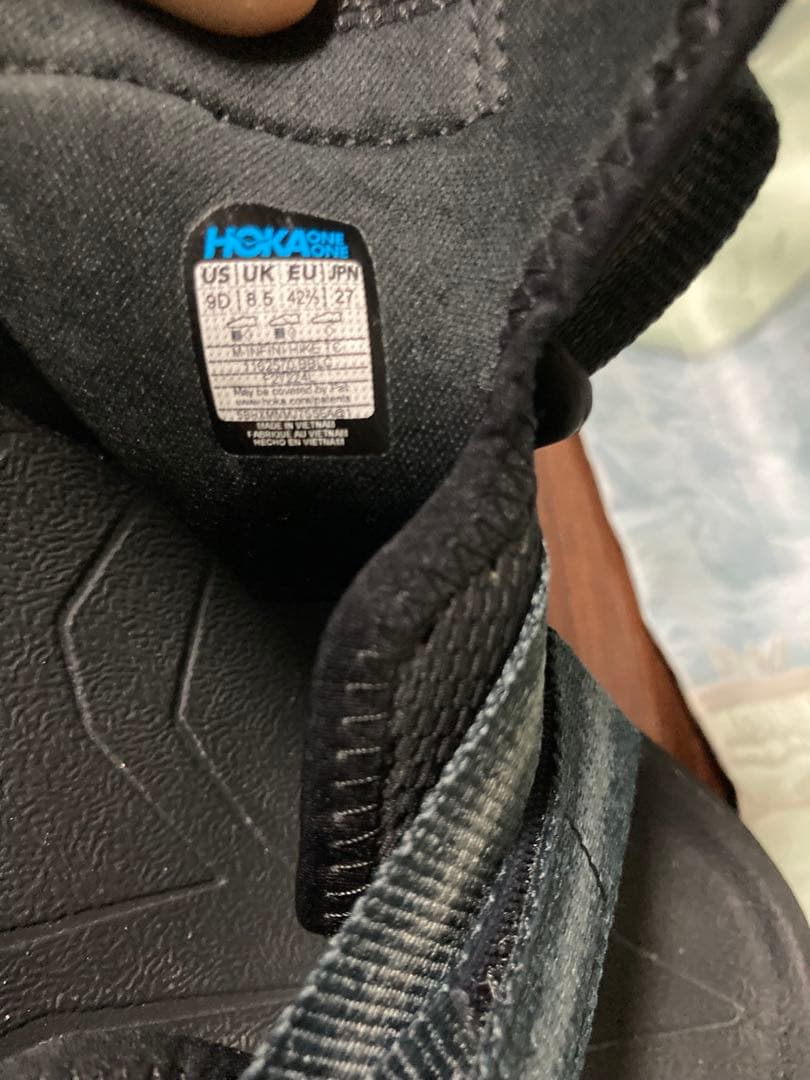 様　ホカオネオネ　サンダル　27