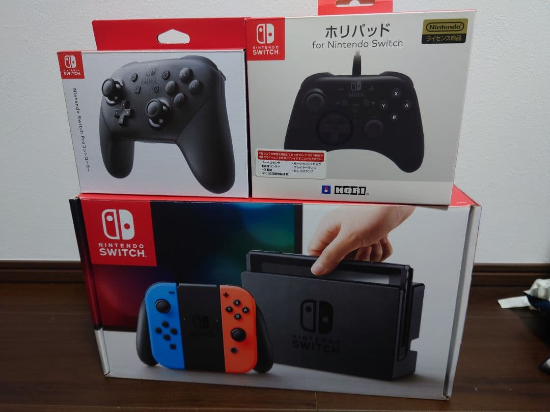 ニンテンドーswitch本体&純正プロコントローラー&周辺機器