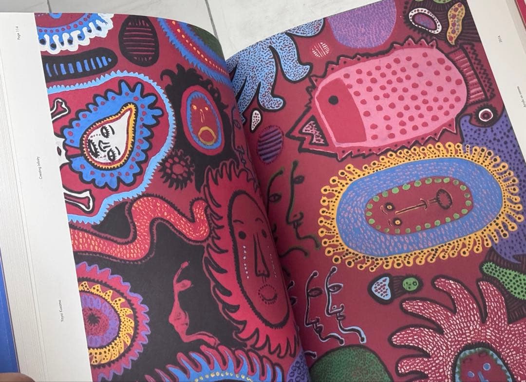 ルイ ヴィトン 草間彌生 クリエイティング インフィニティ 英語版 フォトブック