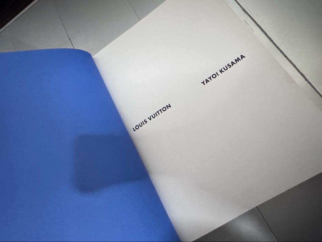 ルイ ヴィトン 草間彌生 クリエイティング インフィニティ 英語版 フォトブック