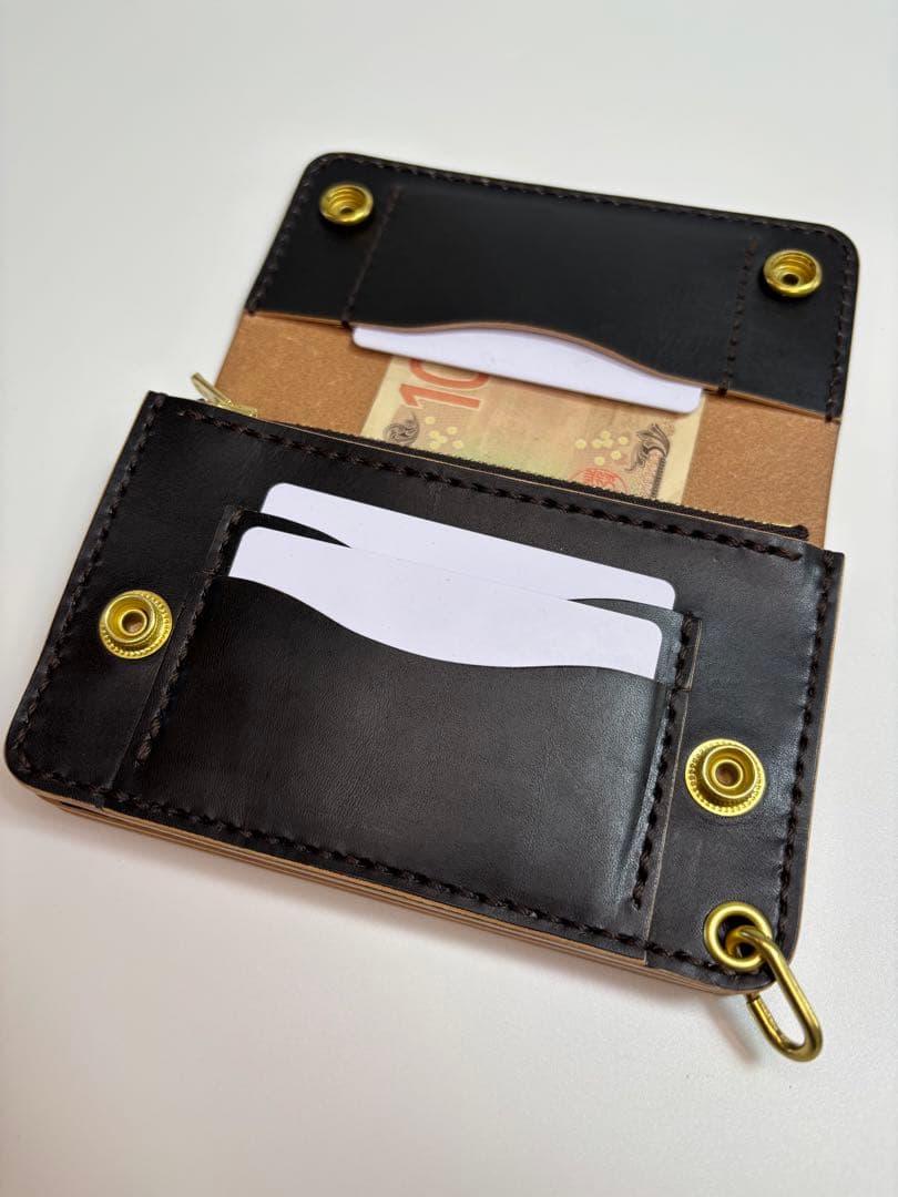 黒　ヌメ革　茶芯　丘染　トラッカーウォレット　3層　真鍮 レザークラフト
