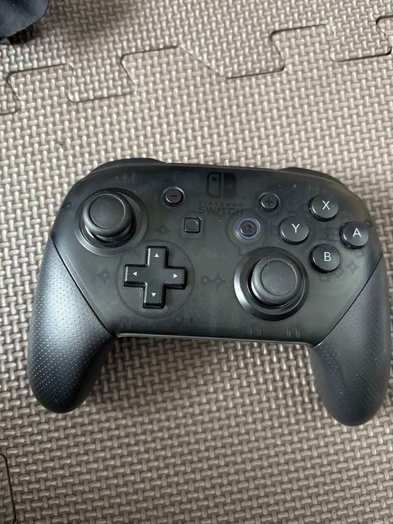Switch本体＋プロコン＋【ホリ】グリップコン