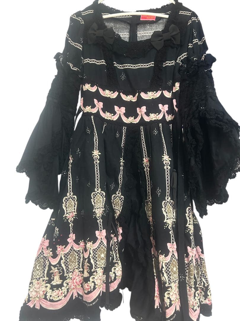 ♡BABY　パリの窓柄 ワンピース 姫袖 ゴシック♡