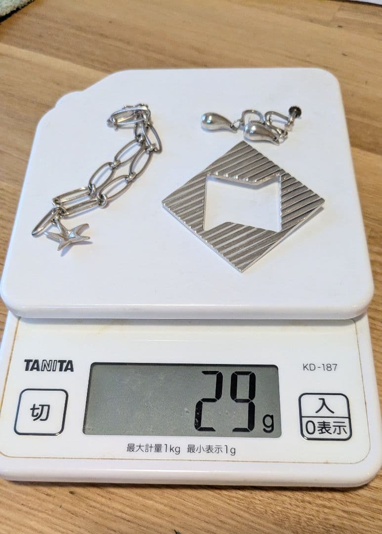 【Tiffany】アクセサリーセット（ブレスレット・イヤリング・ブローチ）