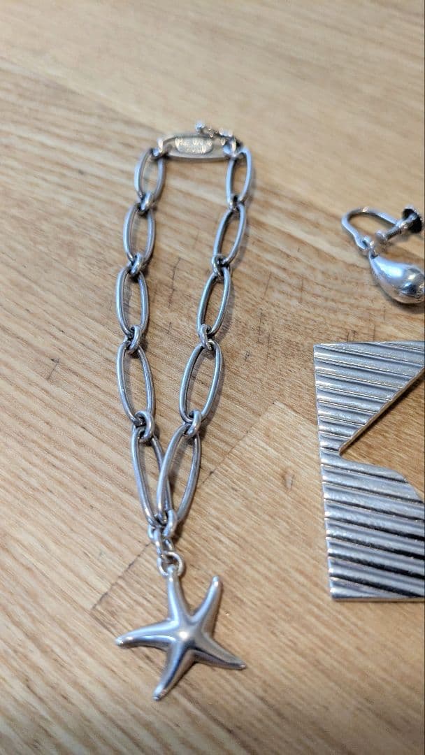 【Tiffany】アクセサリーセット（ブレスレット・イヤリング・ブローチ）