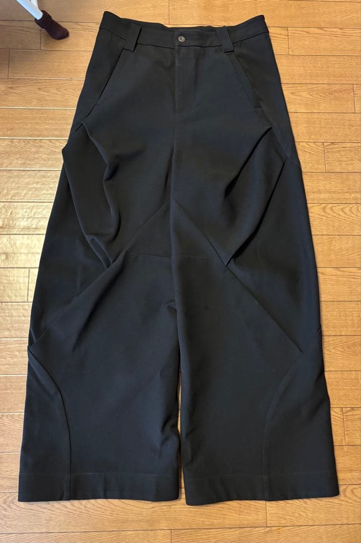 baovicto変形ワイドスラックス　ブラック