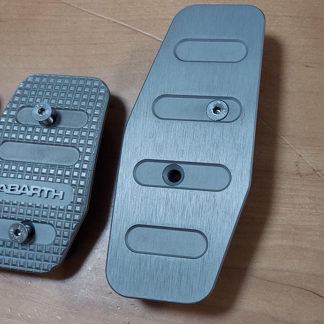 ABARTH 500/595 アルミニウムペダルカバー3点セット