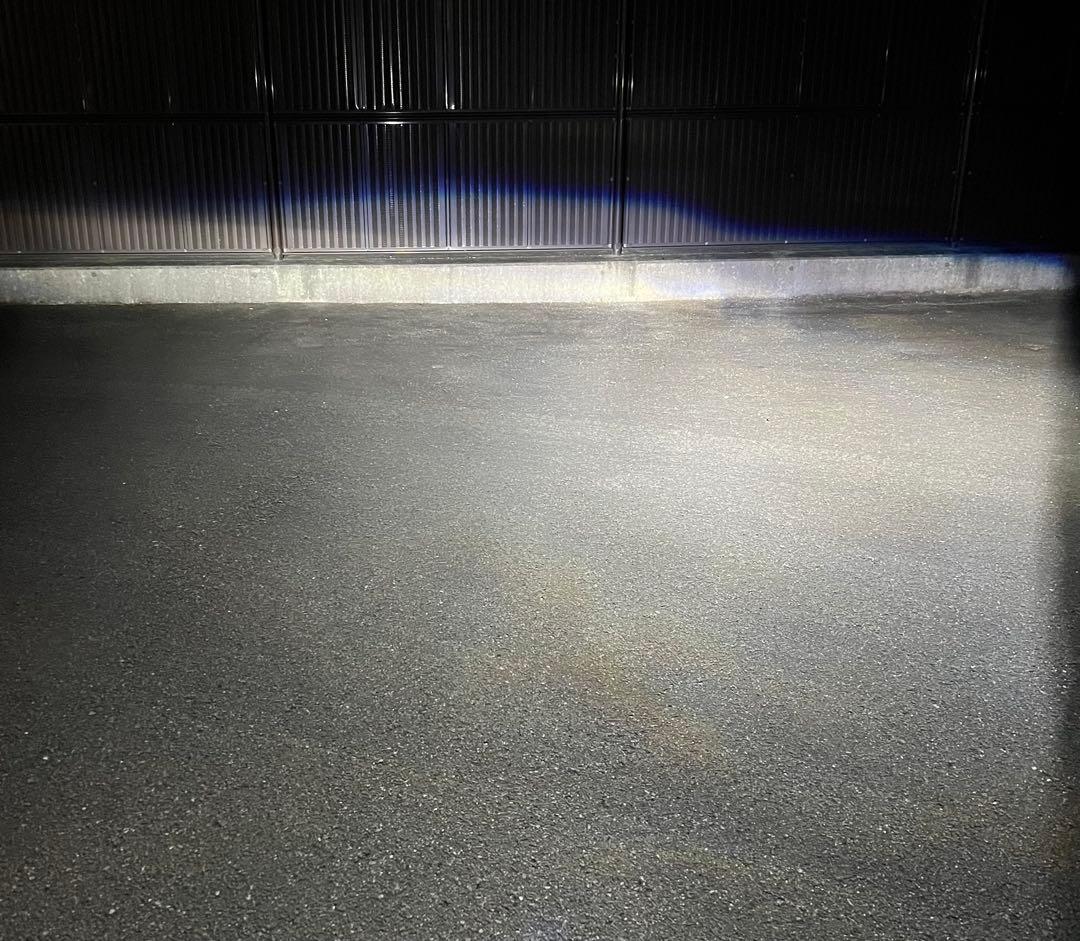 200系ハイエース　社外LEDヘッドライト　インナーブラック