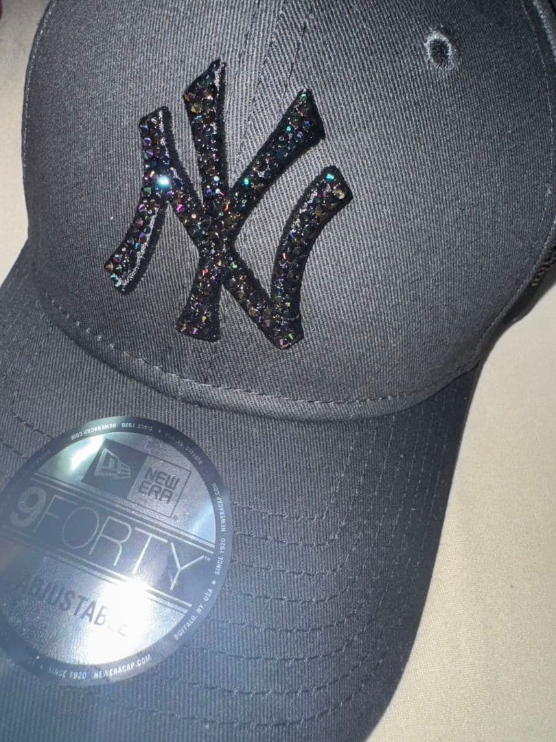 ニューエラデコ　NEWERA ニューエラ　メンズ　デコ　ブラック　 スワロ