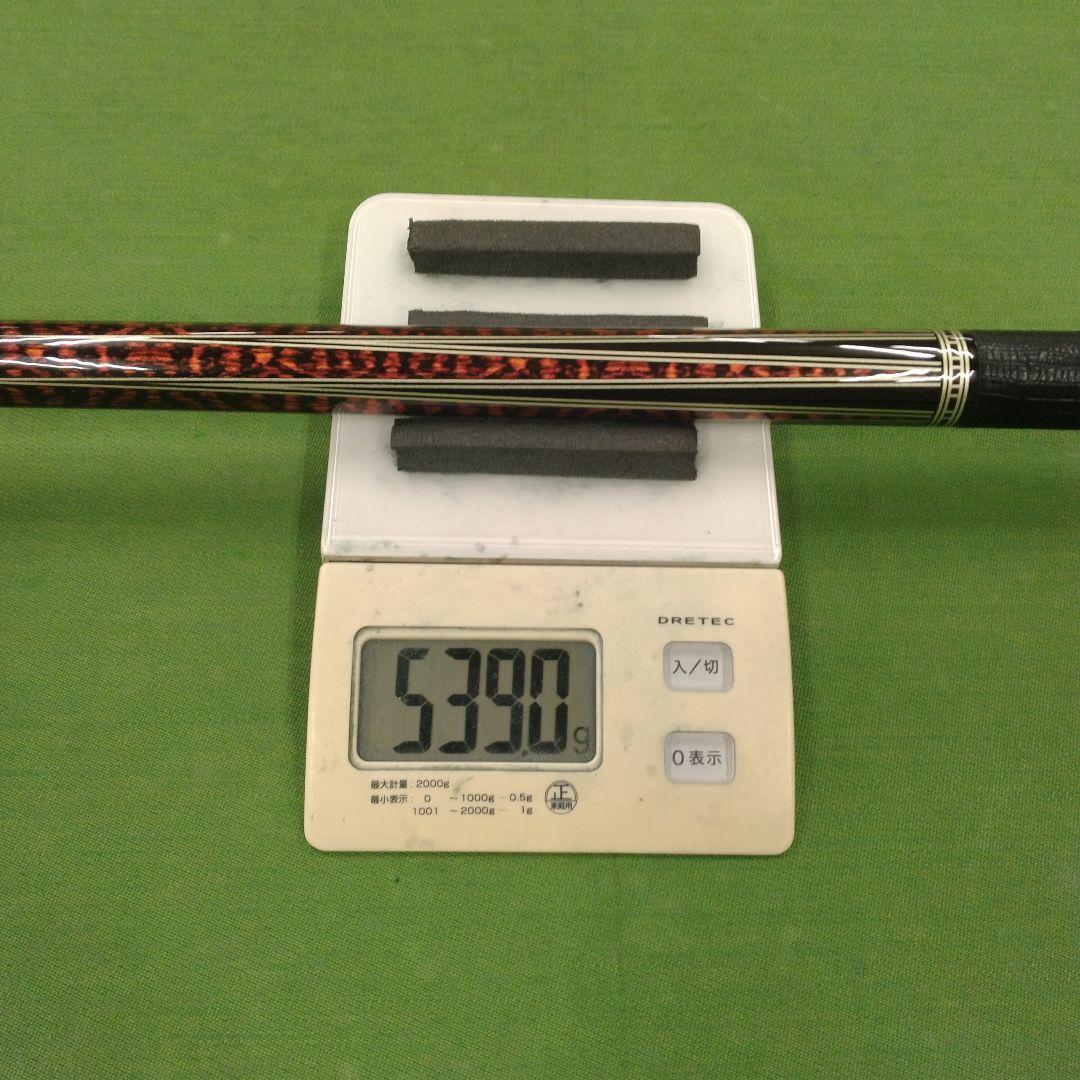 ライノキュー　レトロスネークウッド調　カーボンシャフト装備