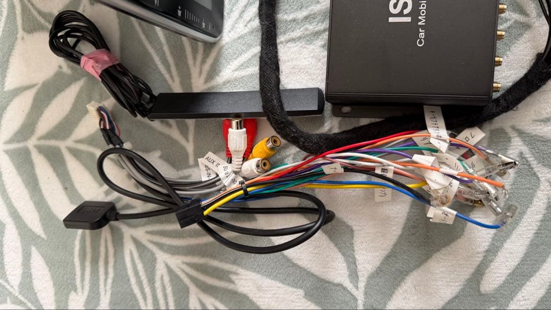 N30F4 Android式カーナビ10インチ4GB+64GB 8コア2DIN