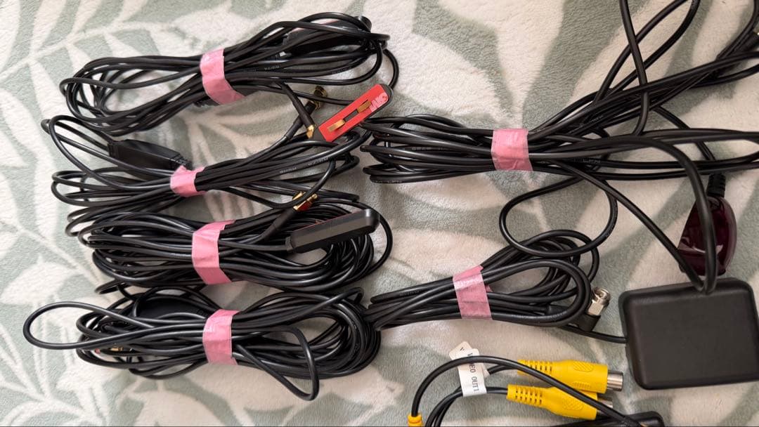 N30F4 Android式カーナビ10インチ4GB+64GB 8コア2DIN