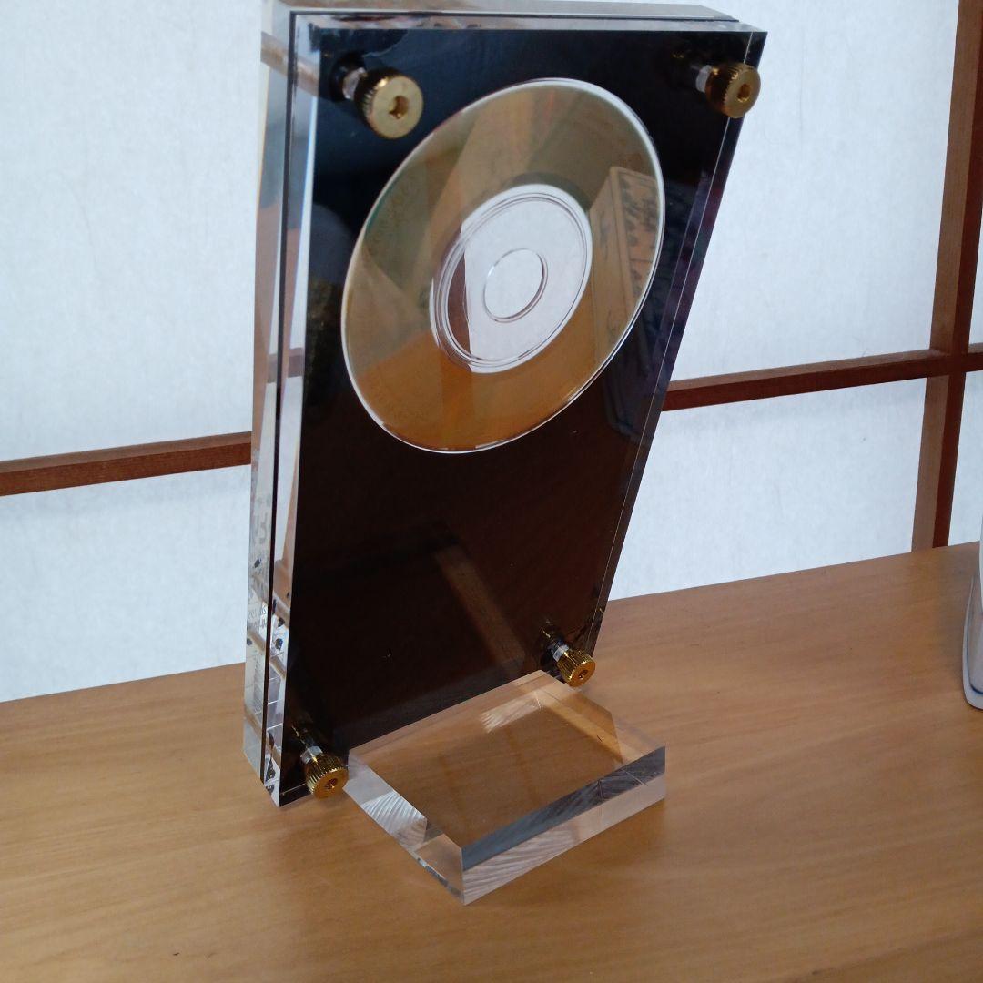 もぅひとりのガルネリ アクリルプレート 1999　松山　千春