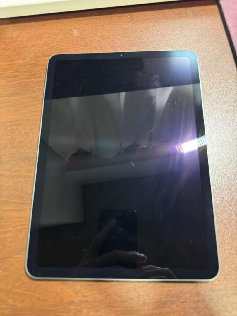 Apple iPad air (第4世代)　256GB WIFI