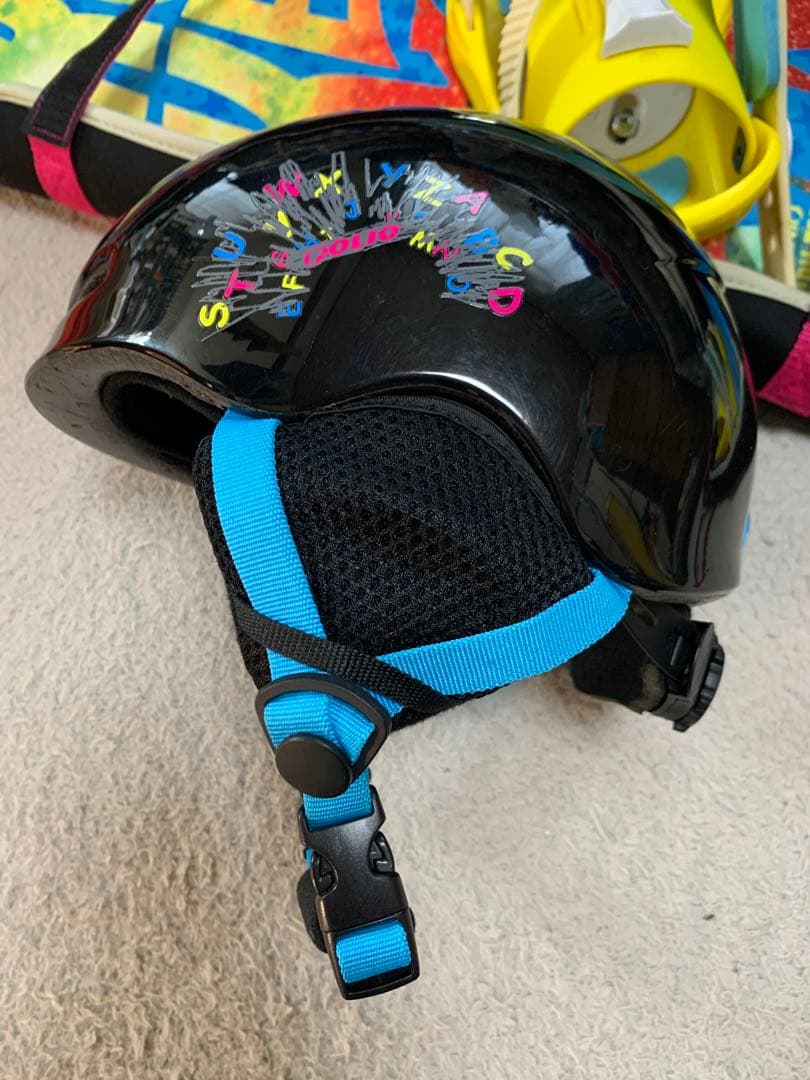 背丈150 子供用 スノーボードセット（ブーツ・ヘルメット付き）