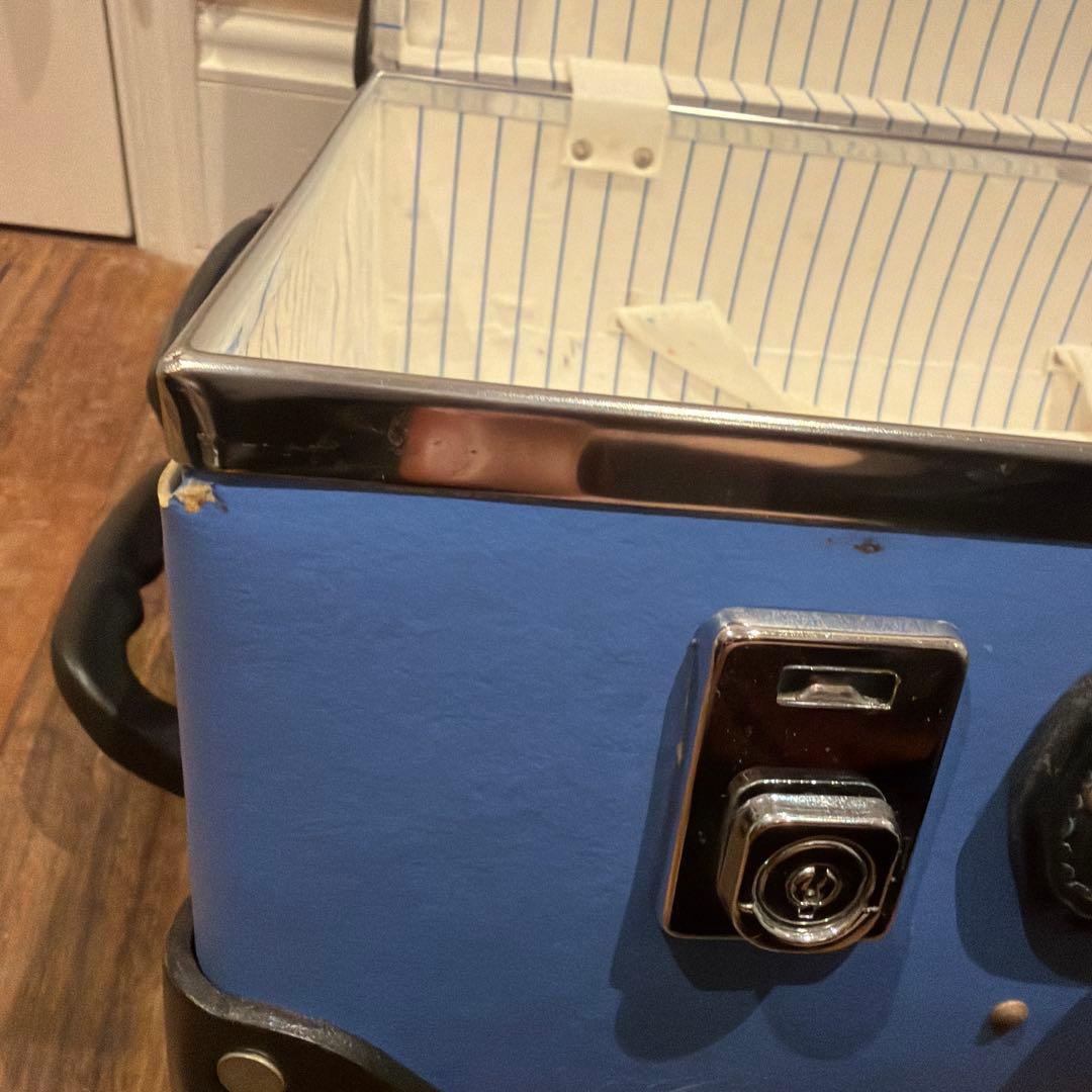 着払限定　グローブトロッター キャリーケース　インテリアにいかが？