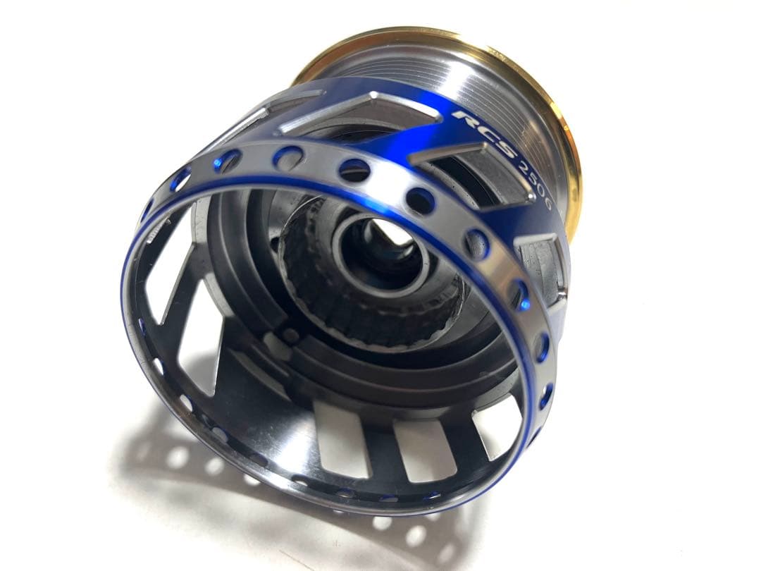 DAIWA ダイワ RCS2506スプール 青 超美品