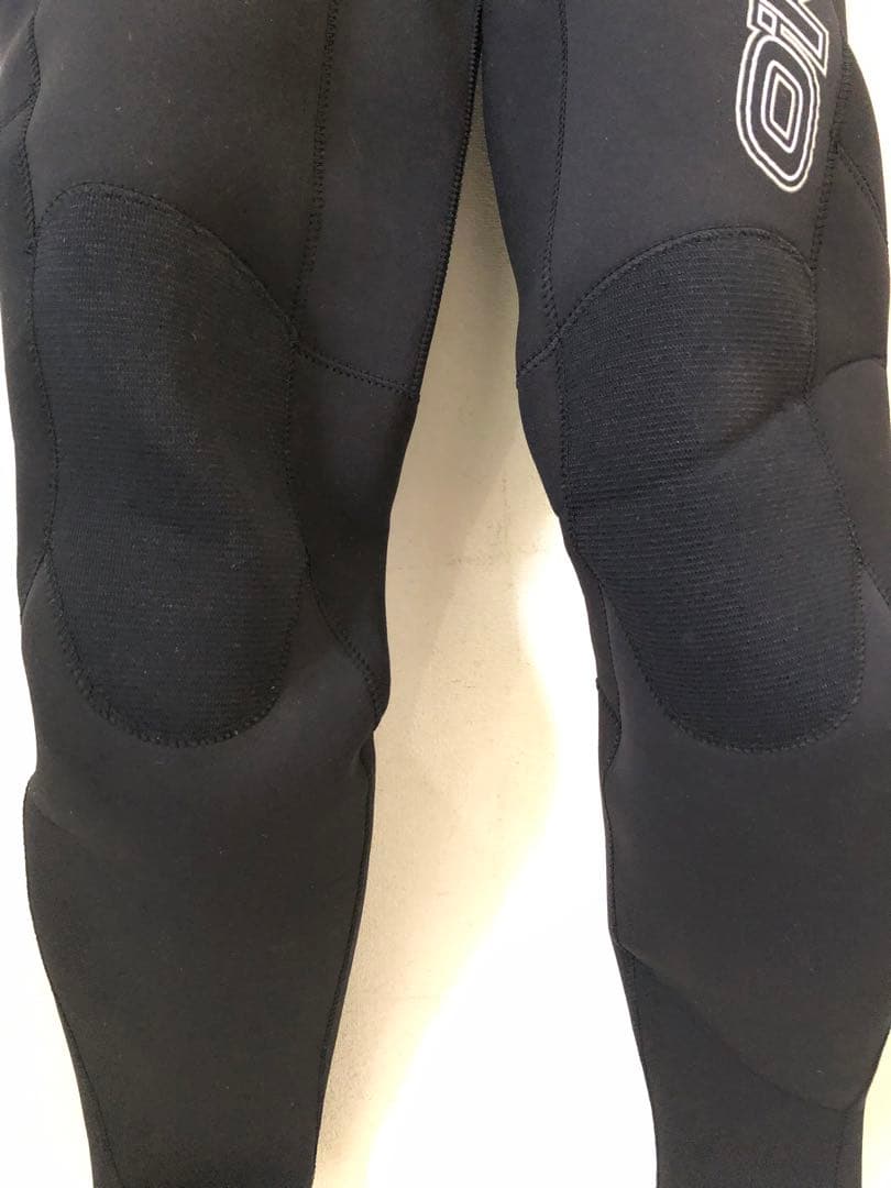 良品 O'Neill オニール フルスーツ 長袖長ズボン M ブラック 日本製