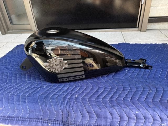 スポーツスター　XL1200X　フォーティーエイト　純正タンク2017年式