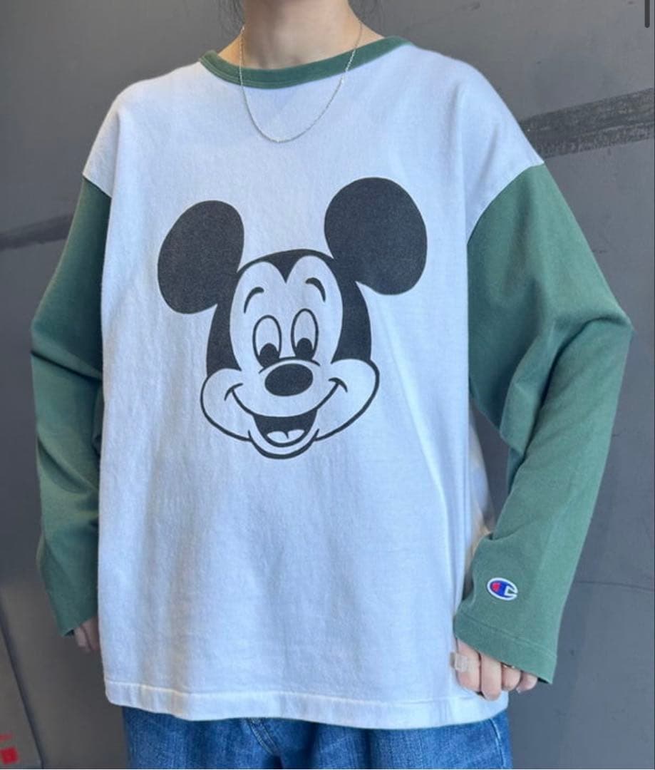 新品未使用 BOY別注 Champion ミッキーマウス フットボールＴ