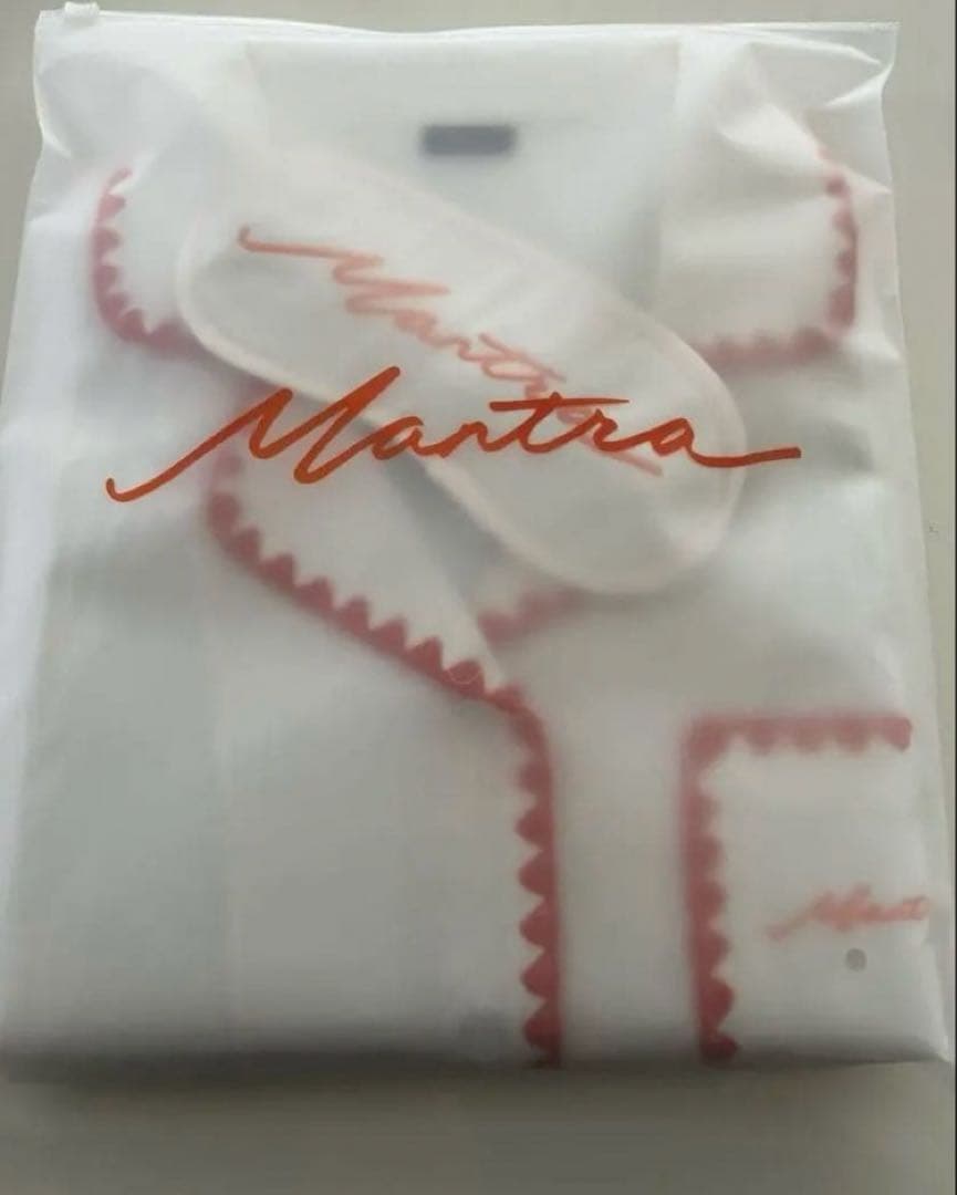 BLACKPINK ジェニ mantra パジャマ アイマスク　セット キット