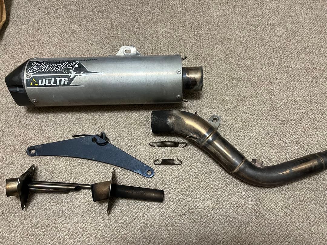 DELTA Barrel 4 マフラー