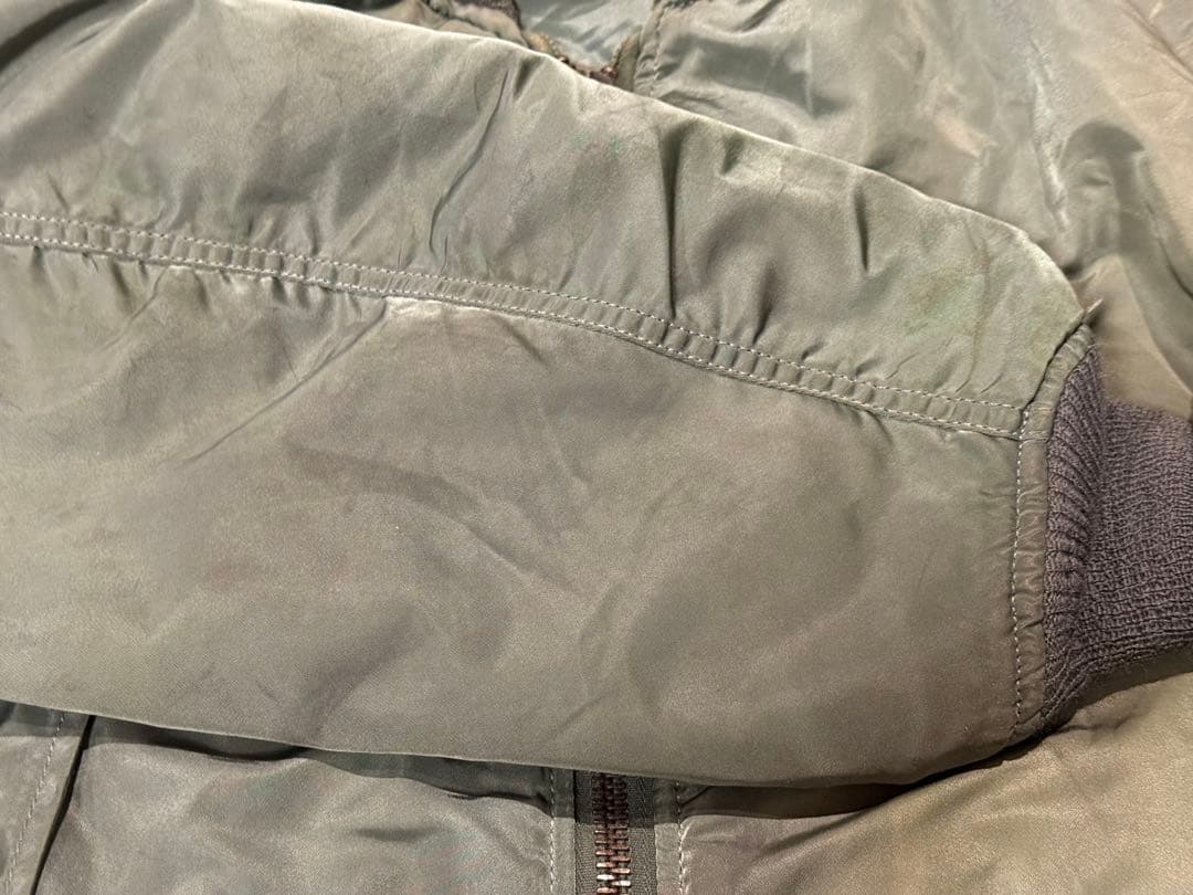 ★縦ステッチ！リブ穴なし！米軍実物80s MA-1 Fタイプ グランドクルー