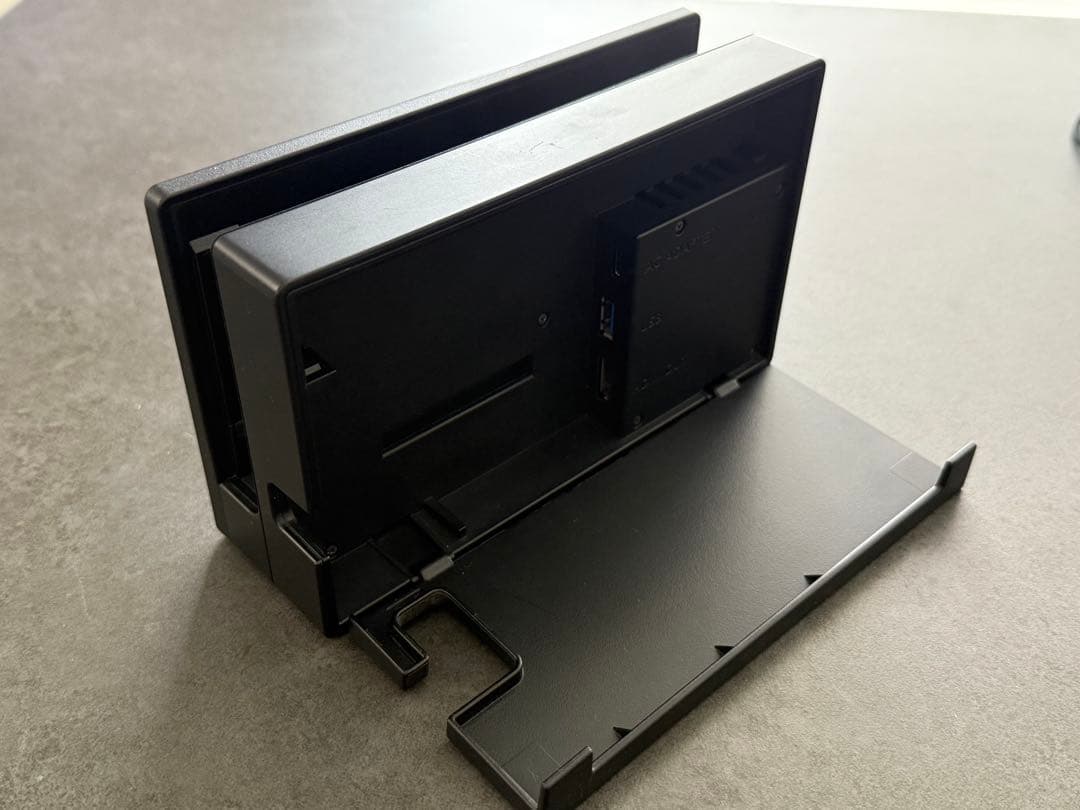 Nintendo Switch 本体 + Joy-Con + プロコントローラー